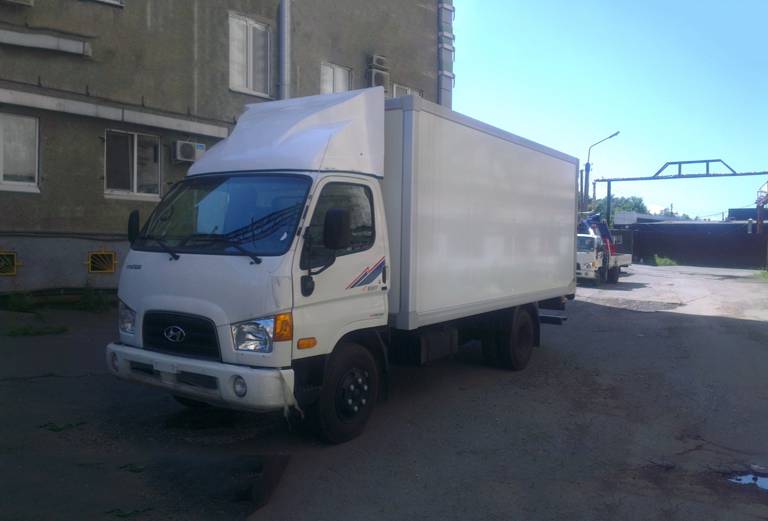 Заказать грузовое такси для перевозки догрузом из Москва в Санкт-Петербург
